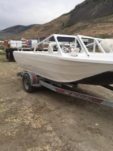 Kavips Sandblasting boat ready for painting