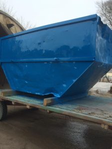 Kavips Sandblasting scrap iron bin rust removed and repainted
